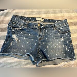 EUC Torrid size 16 Jean Skull shorts